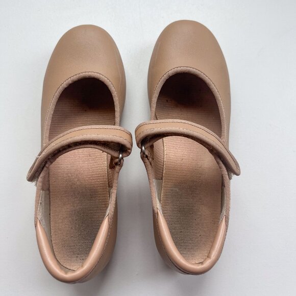 Linodes Velcro Closure Tan Girls Size 2 Tap Shoe - Picture 2 of 7